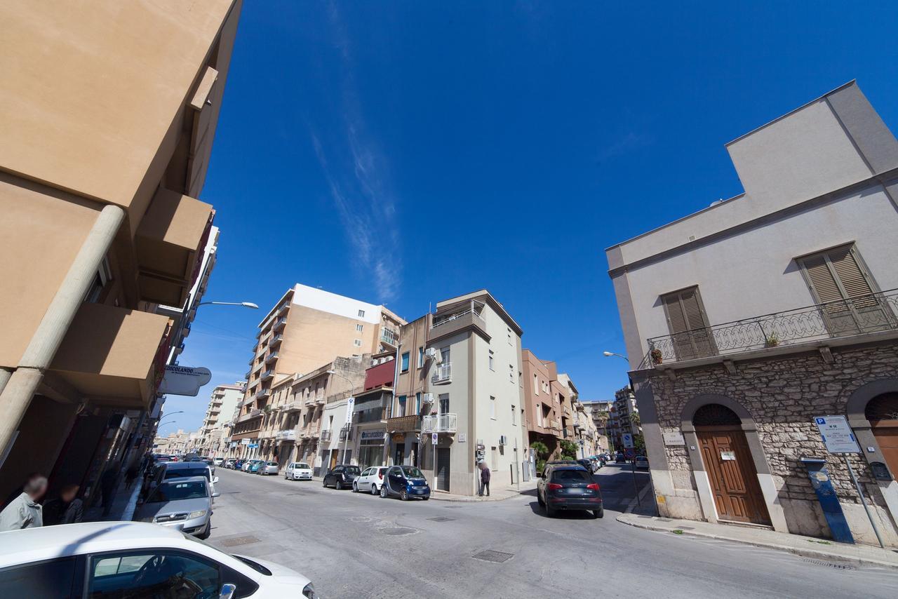 Appartamenti Duec Uno Trapani Bagian luar foto